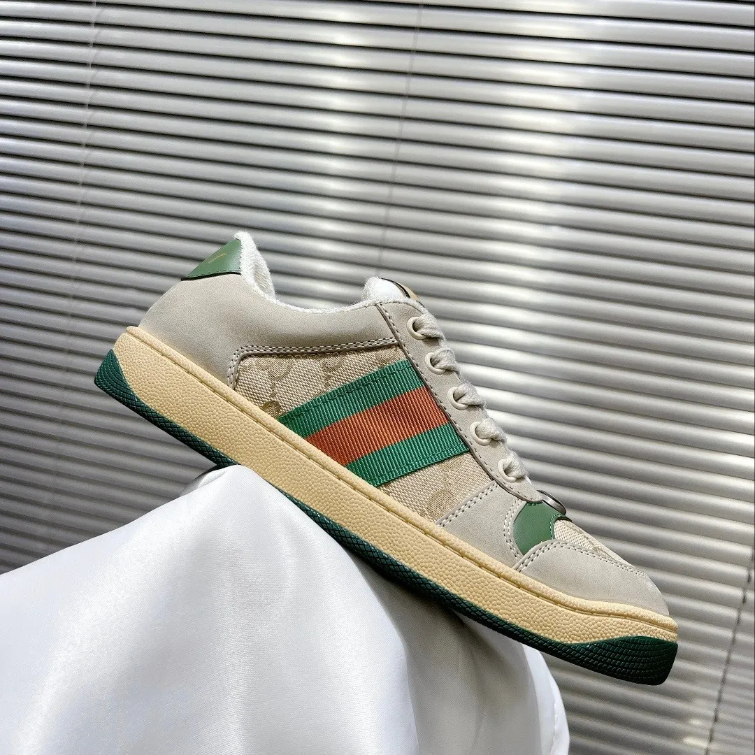 👟👟Ex-factory price 480👟👟 𝗚𝘂𝗰𝗰𝗶 Screener series sports dirty shoes, all of them are upgraded to the ex-factory price of z👟👟The leather and outsole are aged and molded at one time, instead of market products that are aged later and look very cheap. The inner lining is a cotton blended towel customized according to the original product. The thickness, breathability, and feel are all the same as the original product. Genuine open-mold cowhide feet are stamped and formed, rather than the ordinary version on the market that is cut by hand. The metal Double G oval enamel hardware is molded according to the original version. The details of the latest outsole have been adjusted compared to the previous version. We have also made upgrades. The T👟👟factory price R outsole, which is the same as the exclusive private model and the genuine product, perfectly restores the original craftsmanship in terms of softness and hardness, texture lines and clarity, and wearing comfort. The rubber soles sold on the market are not only wrong in color, texture, and bee pattern on the soles, but also have no texture at all. The thickness of the sole is approximately 2.5cm. Authentic and consistent complete packaging SIZE: 35-44